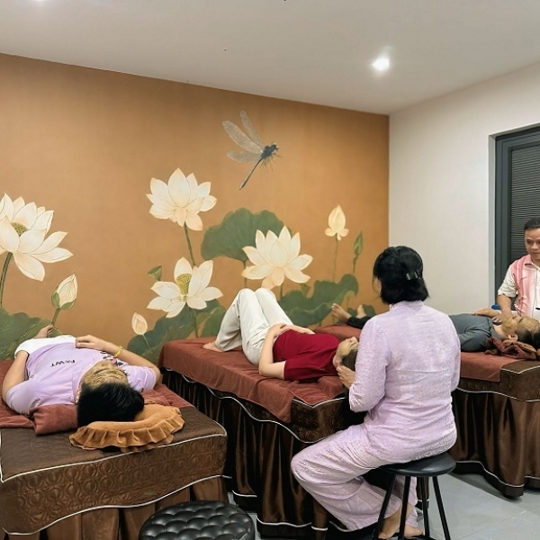So sánh Trị liệu, chăm sóc da, tóc thông minh